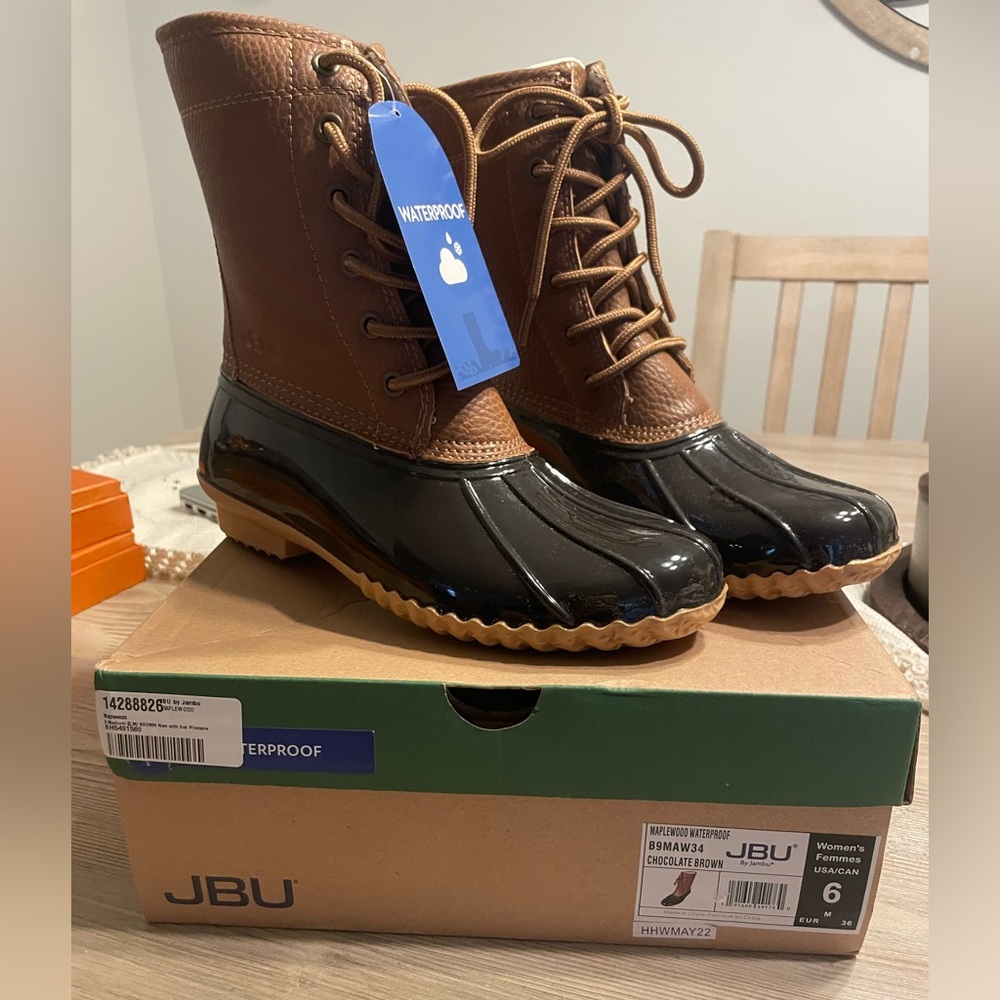 Jambu Women's Tan and Black Waterproof Boots